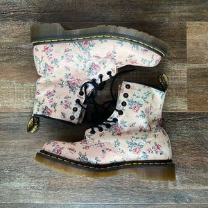 Women's Pink 1460 W 8-Eye Dr. Martens Boot in Pink Floral